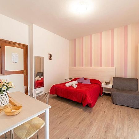 B&B Villa Montreux Rimini Exteriér fotografie