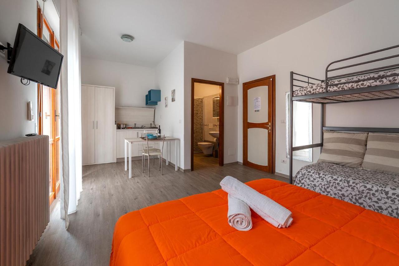 B&B Villa Montreux Rimini Exteriér fotografie